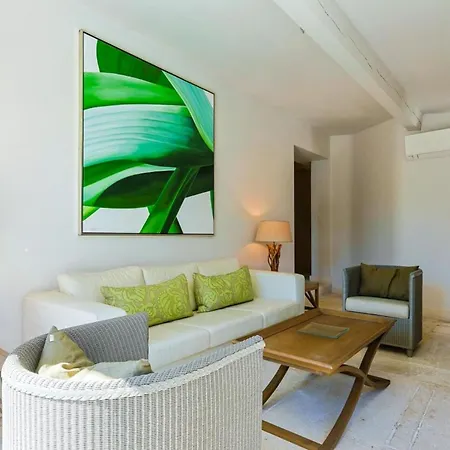 Holiday home Maison Aurore Maxime *
